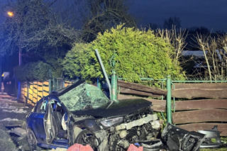 Tragiczny wypadek w Małopolsce. Nie żyje 21-latek, 17-latka trafiła do szpitala ciężko ranna