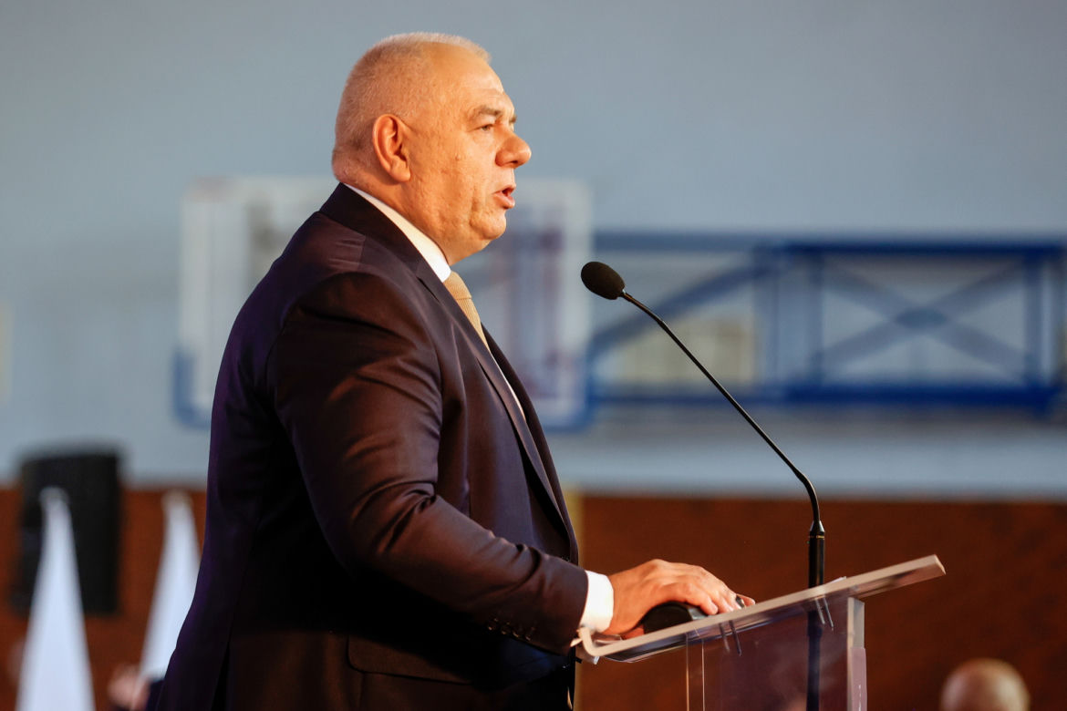Premier Sasin chwali się budżetem: Rekordowa kwota! 