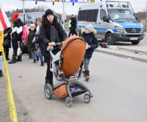 Ukraińcy usprawnili odprawę matek z dziecmi na granicy [ZDJĘCIA]