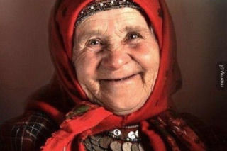 Memy na Dzień Dziadka 2024 - śmieszne obrazki na 21 stycznia. Najnowsze memy!