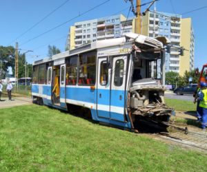Tramwaj zderzyl się z ciężarówką