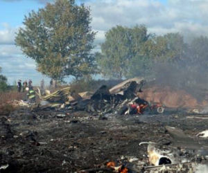 KATASTROFA Jaka-42 pod Jarosławiem: Samolot nie mógł wystartować, spadł i WYBUCHŁ przez złe paliwo