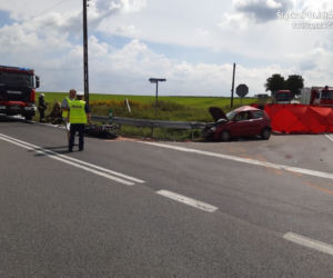Kawasaki grzmotnęło w Seicento z ogromną siłą. Śmierć motocyklisty na miejscu