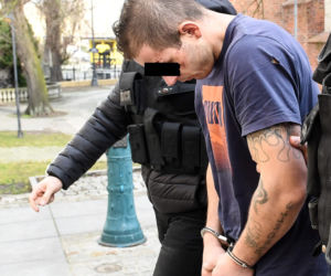 Kiedyś zabił, teraz tylko napada na sklepy i ucieka przed policją