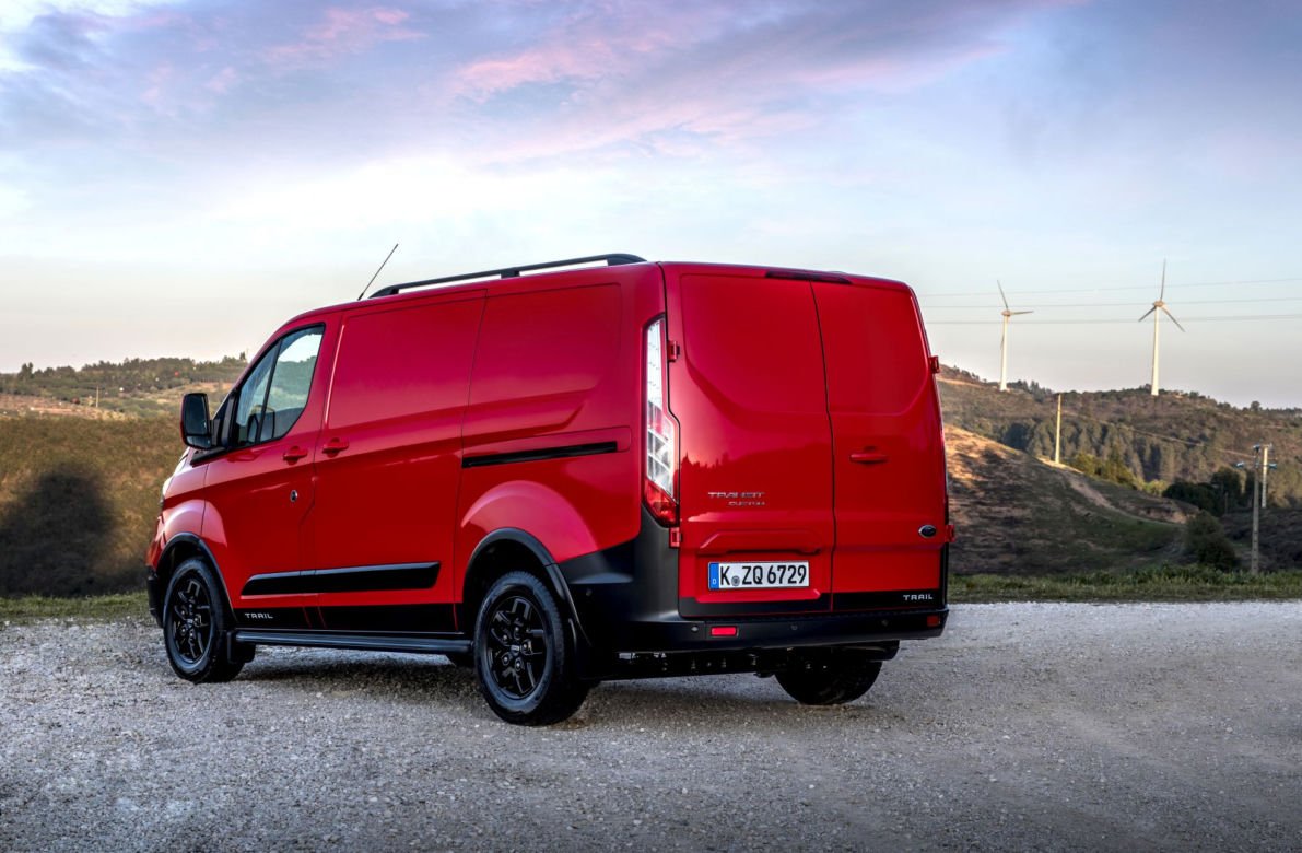 Ford Transit i Transit Custom w wersji Trail oraz Active