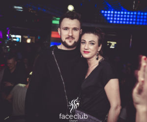 Defis w Face Club. Zdjęcia fanów z wokalistą