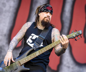 Dlaczego Fieldy zrezygnował z gry w Kornie? Basista postanowił to wyjaśnić 