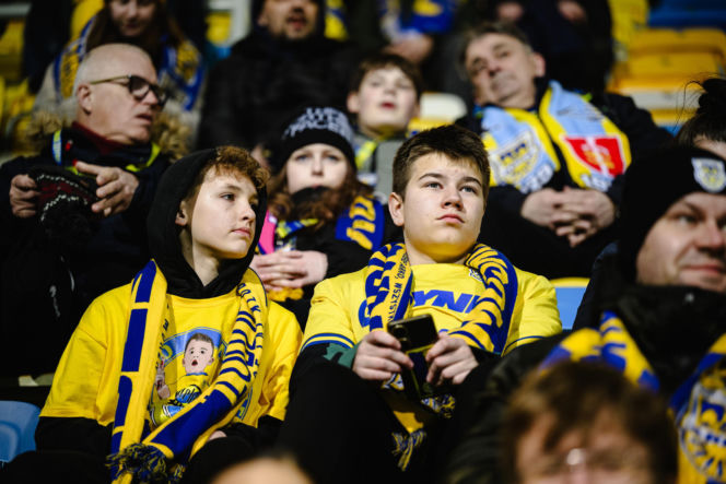 Arka Gdynia - Lechia Gdańsk: Zdjęcia kibiców z derbów Trójmiasta w ramach 23. kolejki PKO BP Ekstraklasy