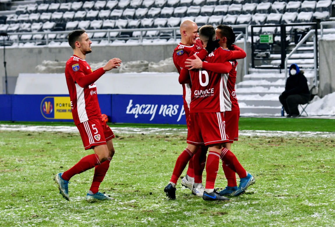 Pogoń Szczecin - Piast Gliwice 1:2 w 1/8 finału Pucharu Polski