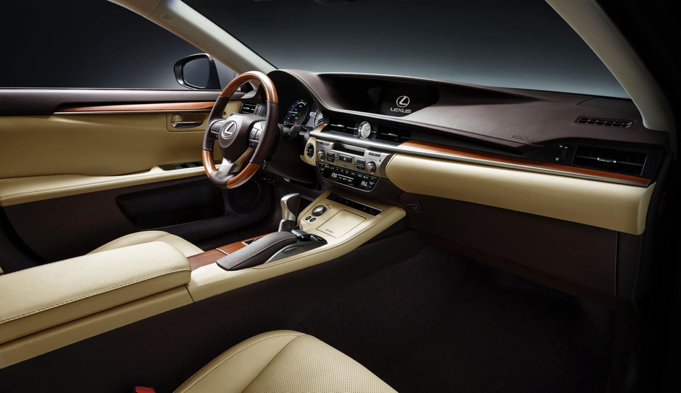 Lexus ES 200 - lifting 2016