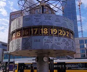 Weltzeituhr na Alexanderplatz
