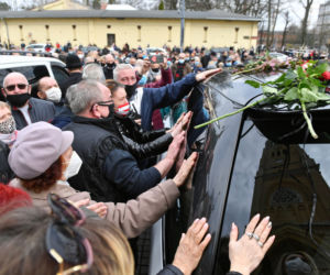 Pogrzeb Krzysztofa Krawczyka. Nabożeństwo żałobne w łódzkiej archikatedrze