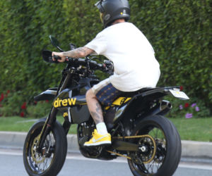 Justin Bieber na motocyklu