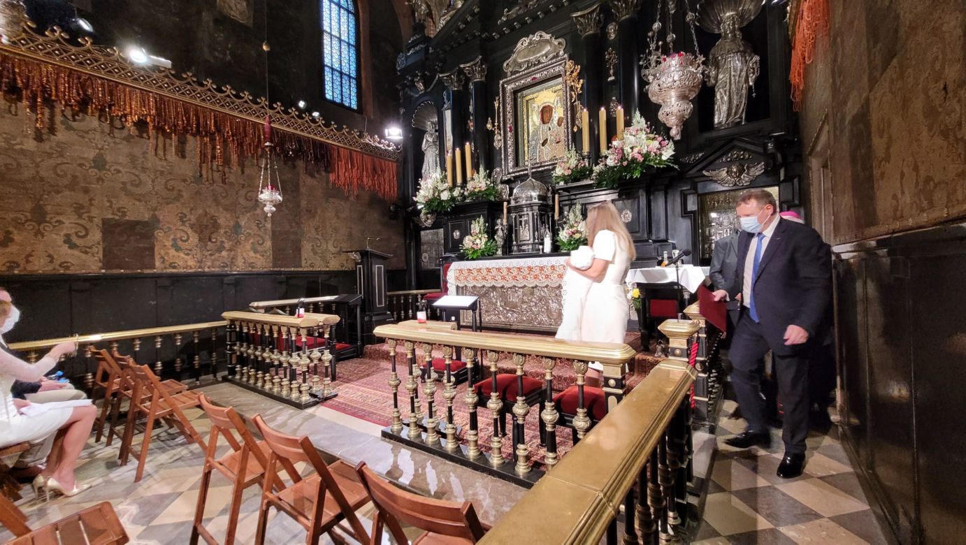 Jacek Kurski ochrzcił córkę w Częstochowie. Zdjęcia z uroczystości.