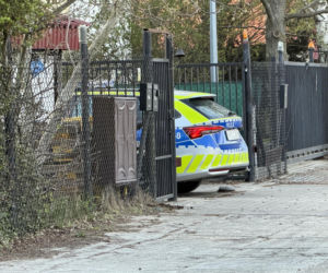 Ojciec przejechał po swojej 6-letniej córce autem. Dziecko nie żyje