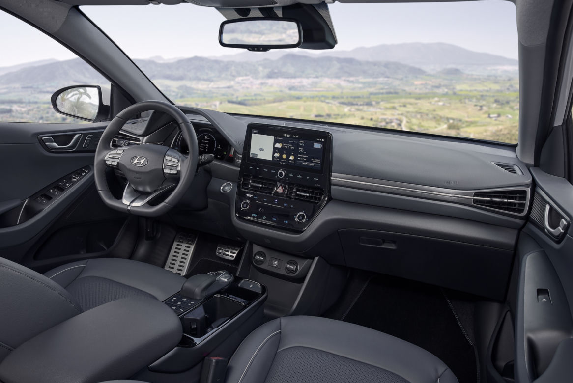 Hyundai IONIQ Electric lifting 2019
