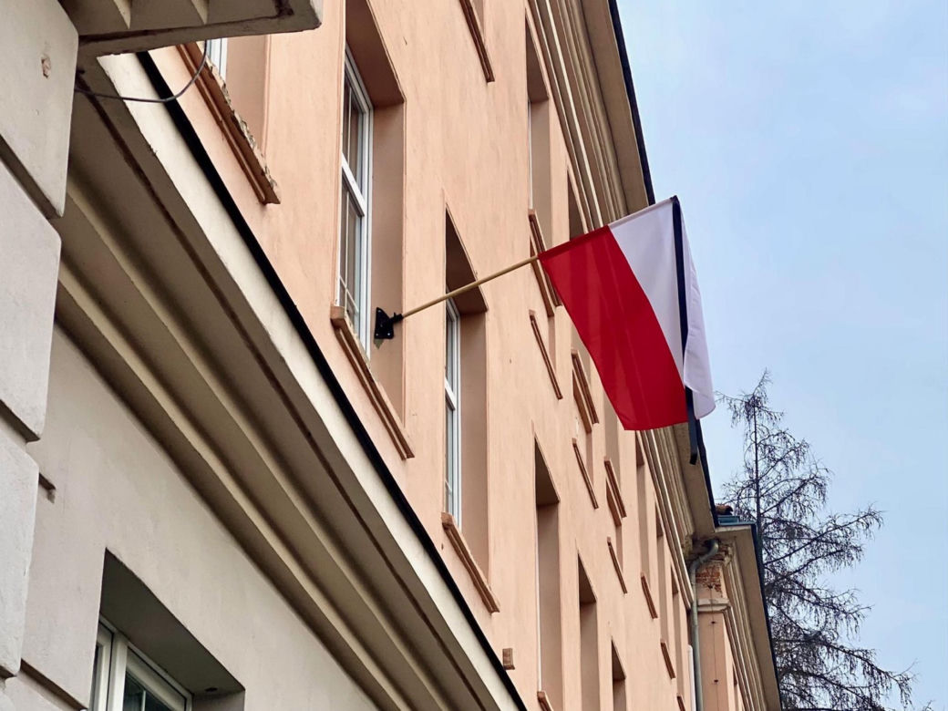 Jelenia Góra: Pogrzeb 11-letniej Danusi. Całe miasto pogrążone w smutku