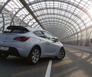 Opel Astra GTC