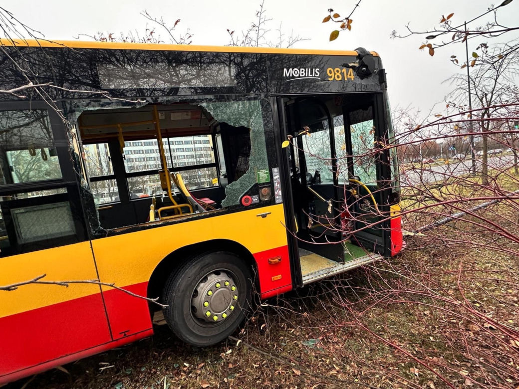 Wypadek autobusu na Ursynowie