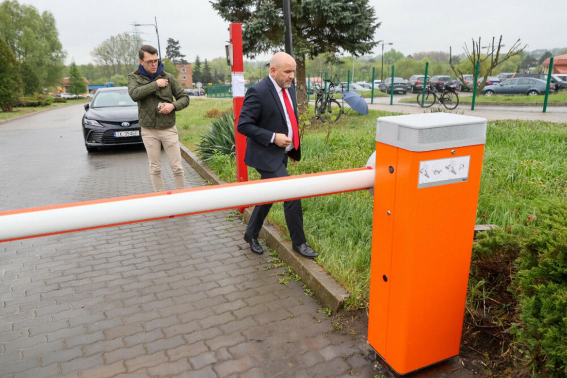 Matecki opuścił areszt