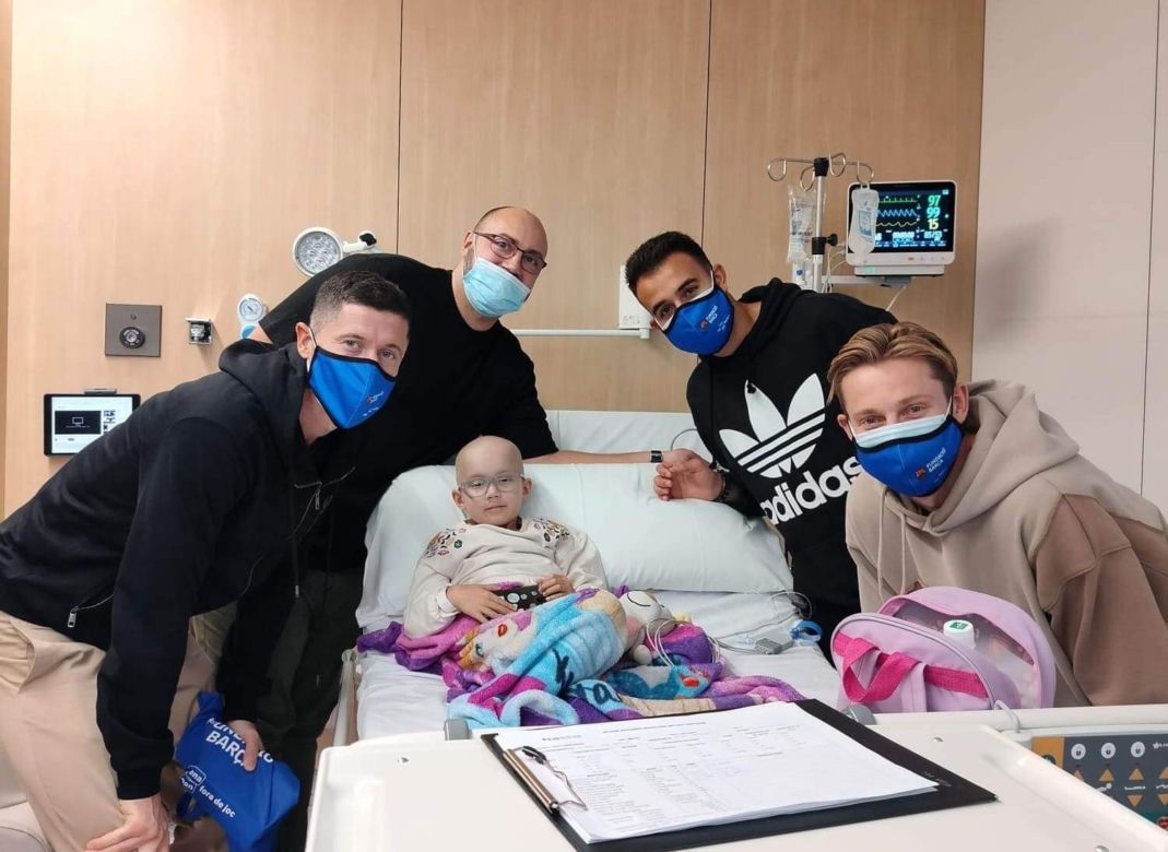 Robert Lewandowski odwiedził chorą Maję ze Świdwina
