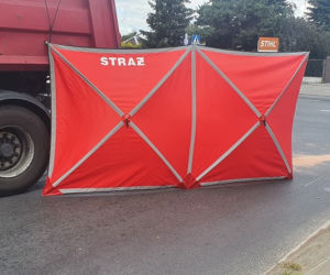Gniezno: 84-latek ZGINĄŁ na pasach! Wszedł na czerwonym świetle? [ZDJĘCIA]