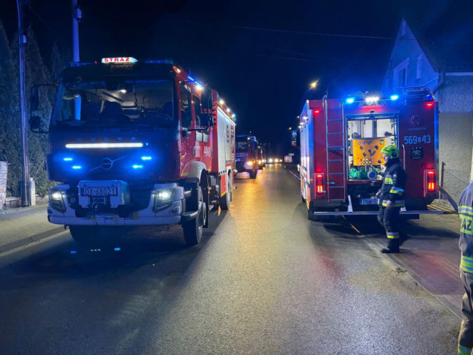 Groził wysadzeniem budynku. Strażacy ewakuowali lokatorów