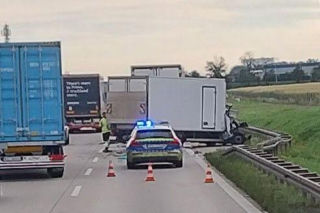 Wypadek pod Wrocławiem. Zderzenie ciężarówek i ogromne korki na A4