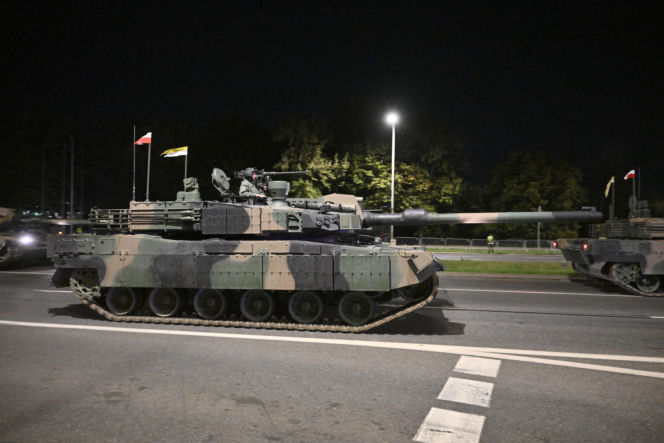 Nocna próba defilady wojskowej w Warszawie 2