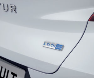 Renault Clio E-Tech Hybrid i Renault Captur E-Tech Plug-in Hybrid