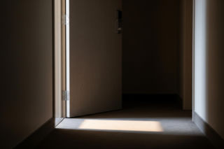 Fałszywy alarm bombowy w hotelu. Co naprawdę zdenerwowało 48-latka?