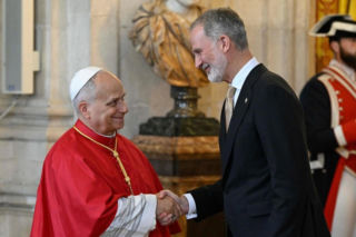 Papież spotkał się z władzami Hiszpanii