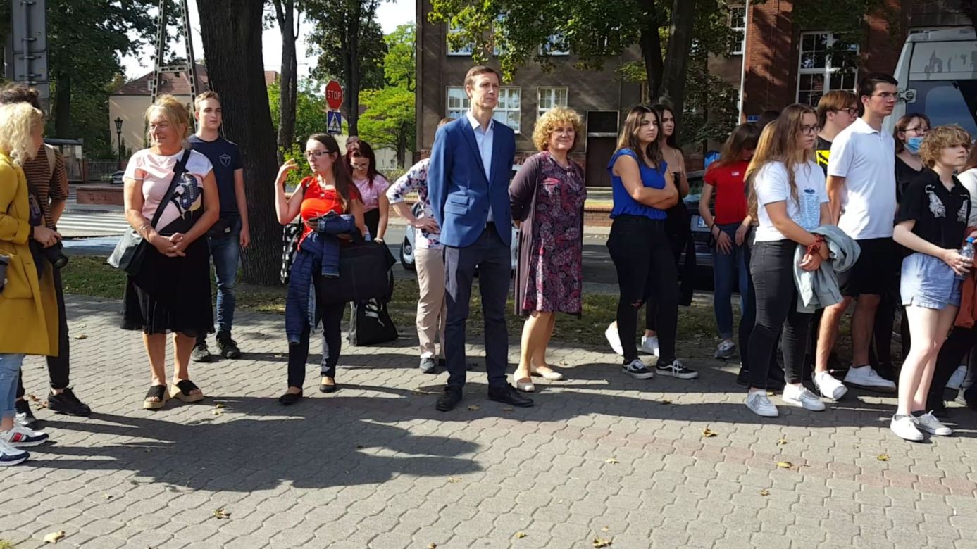 Leszno ma kolejny mural. Powstał na murze naprzeciwko I LO