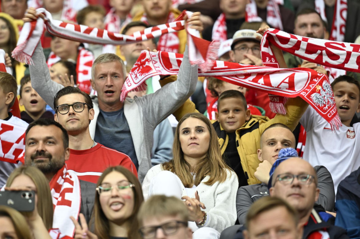 Kibice na meczu Polska - Rumunia. Znajdź się na zdjęciach z Narodowego!