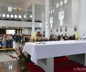 Kościół pw. Matki Bożej Różańcowej w Białymstoku. Świątynia powstała w niespełna rok