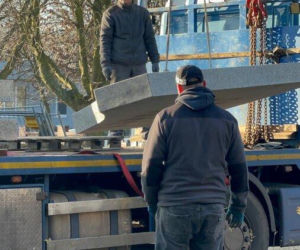 Budowa pomnika Żołnierzy 55. Poznańskiego Pułku Piechoty w Lesznie