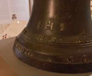 Komu bił ten dzwon? Unikatowy eksponat w muzeum w Lesznie [ZDJĘCIA]