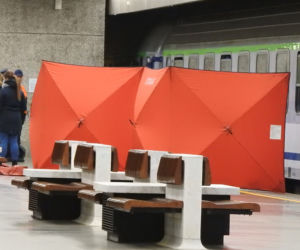 Makabra na dworcu centralnym. Ciało mężczyzny rozjechane przez pociąg