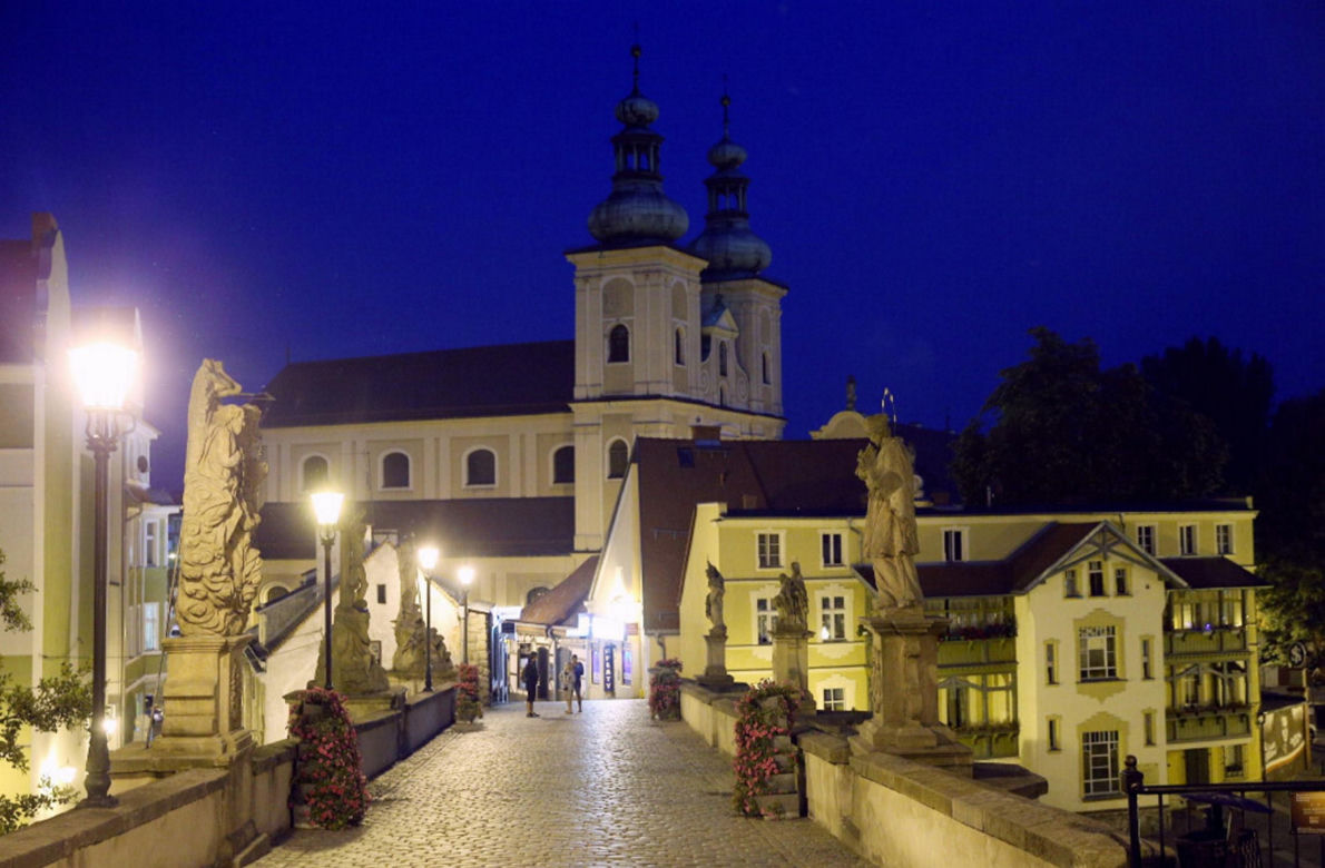 To miasteczko przetrwało Wielką Wodę. Oto co ma do zaoferowania