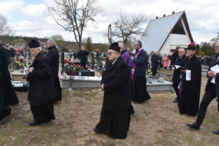 Tadeusz Rydzyk na pogrzebie wybitnego tenora pod Bydgoszczą