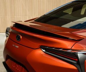 Lexus LC w kolorze Blazing Carnelian