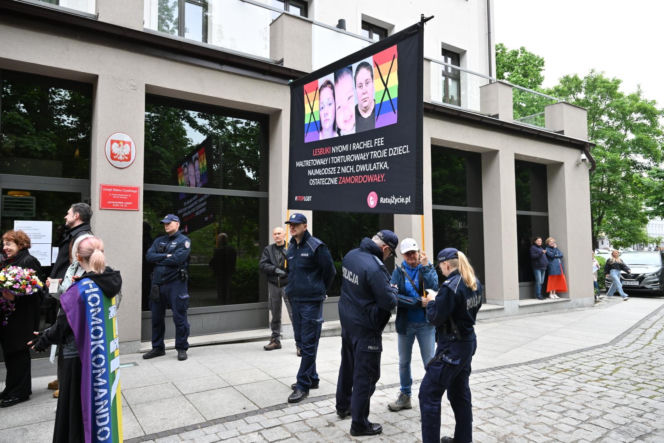 W poniedziałek, 18 maja, w Urzędzie Stanu Cywilnego po raz pierwszy dokonano transkrypcji zagranicznego aktu małżeństwa pary jednopłciowej bez konieczności prowadzenia sprawy sądowej