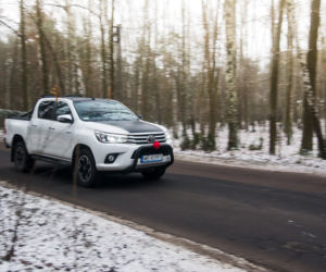 Toyota Hilux Selection 2.4 D-4D 4x4 - pomocnik Świętego Mikołaja