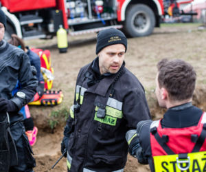 Strażacy 2 sezon odc. 14. Adam (Maciej Zakościelny), Rafał (Kuba Wesołowski)