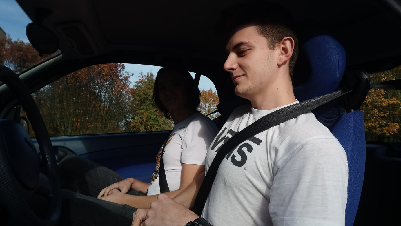 Symulator dachowania w Bełchatowie. Niecodzienne zajęcia w szkołach