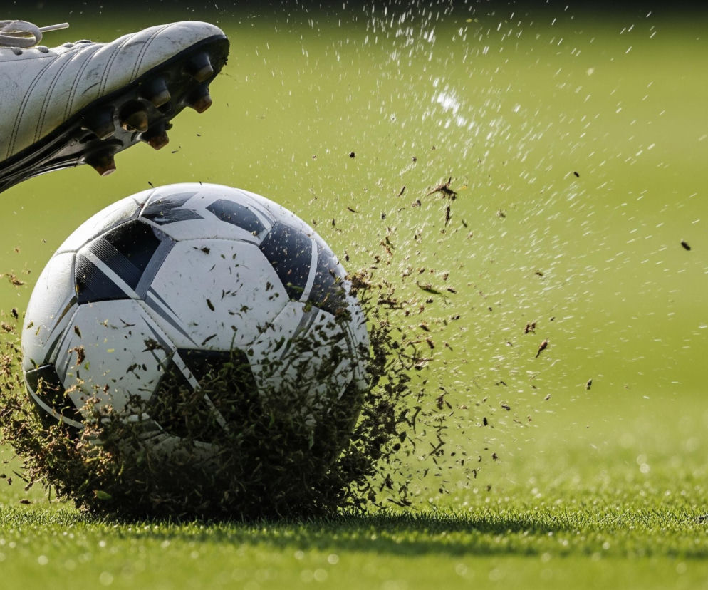 Ekstraklasa: Widzew Łódź kontra Lechia Gdańsk. Kto dominował na boisku przed przerwą?