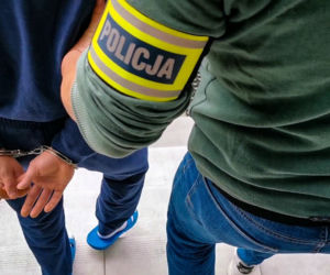 Osiedle Piaski. Włamywacze ukradli sprzęt medyczny za 200 tys. zł [ZDJĘCIA]