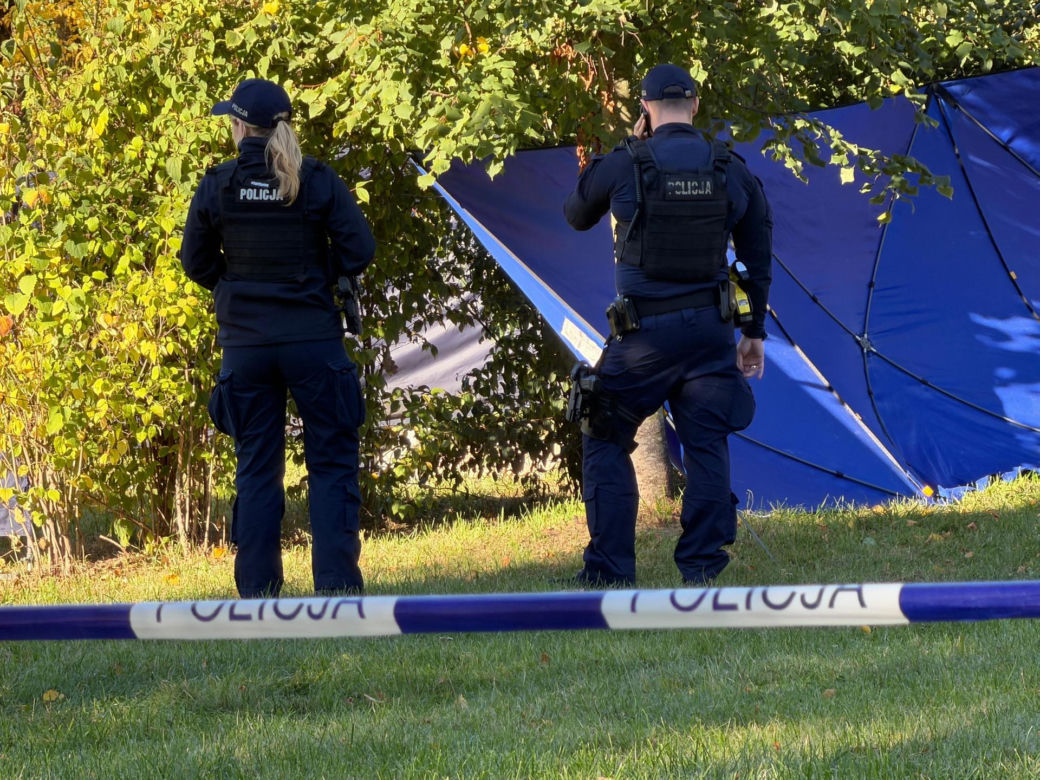 Morderstwo w parku? Na Ochocie znaleziono zmasakrowane ciało