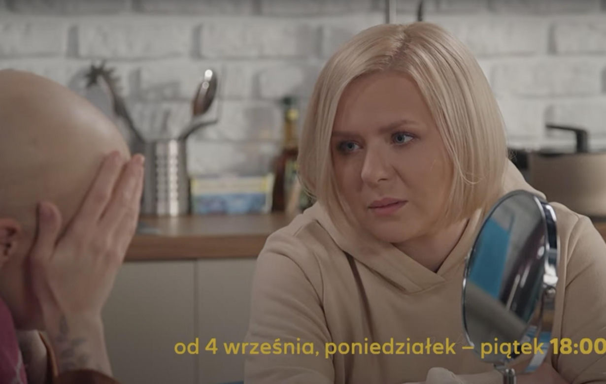 Pierwsza miłość po wakacjach. Kinga (Aleksandra Zienkiewicz), Marysia (Aneta Zając)