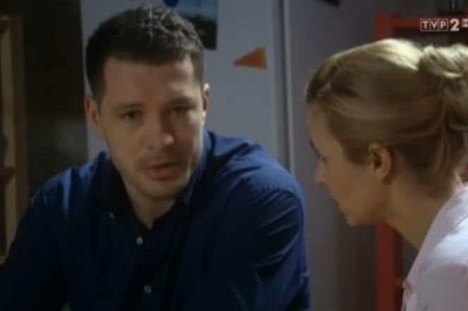 M jak miłość. Małgosia (Joanna Koroniewska), Tomek (Andrzej Młynarczyk)